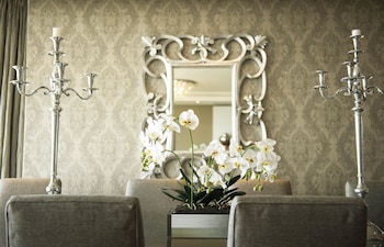 the residences at crystal towers