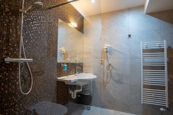 hotel strachanovka janska koliba