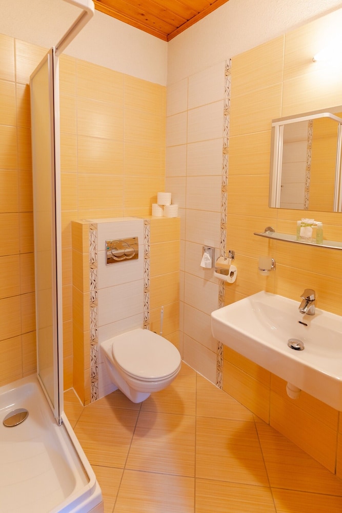 hotel strachanovka janska koliba