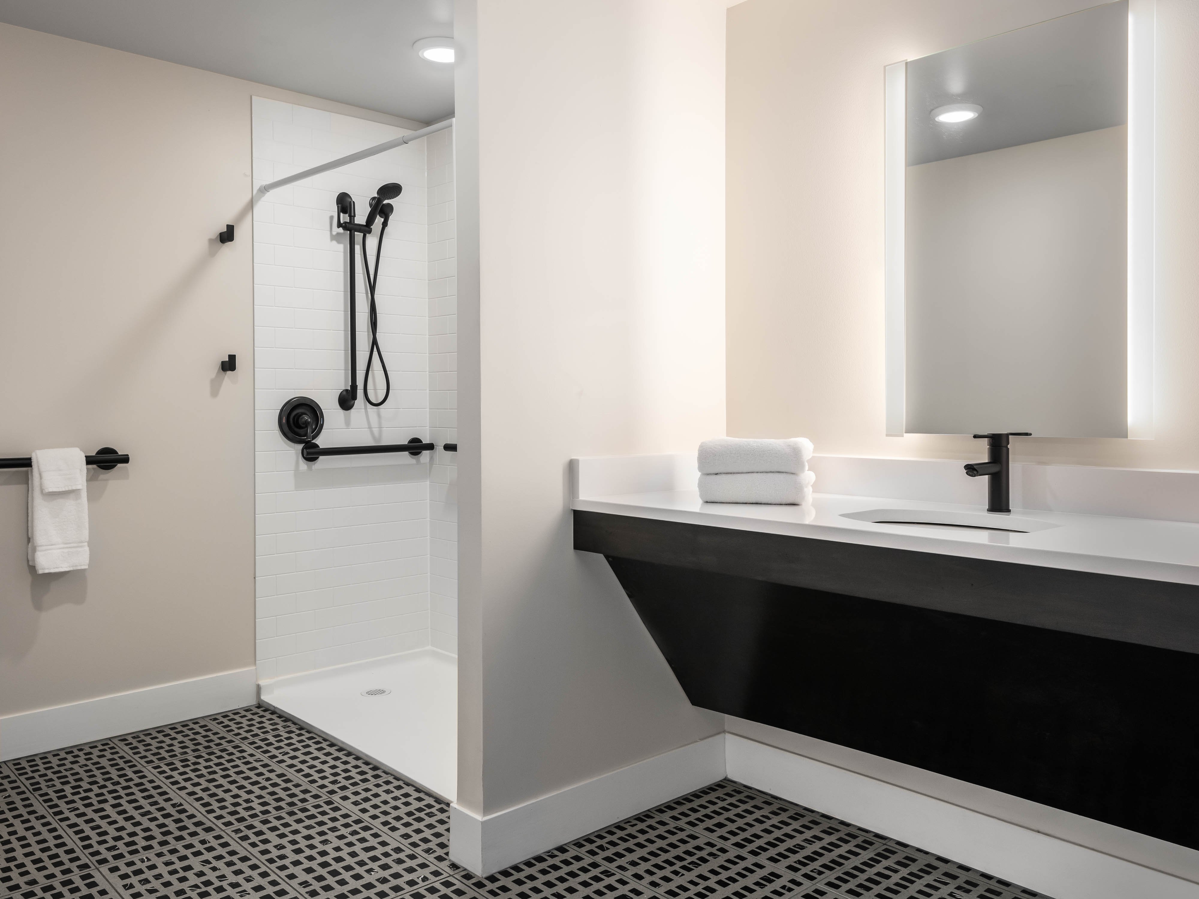 holiday inn express st louis central west end