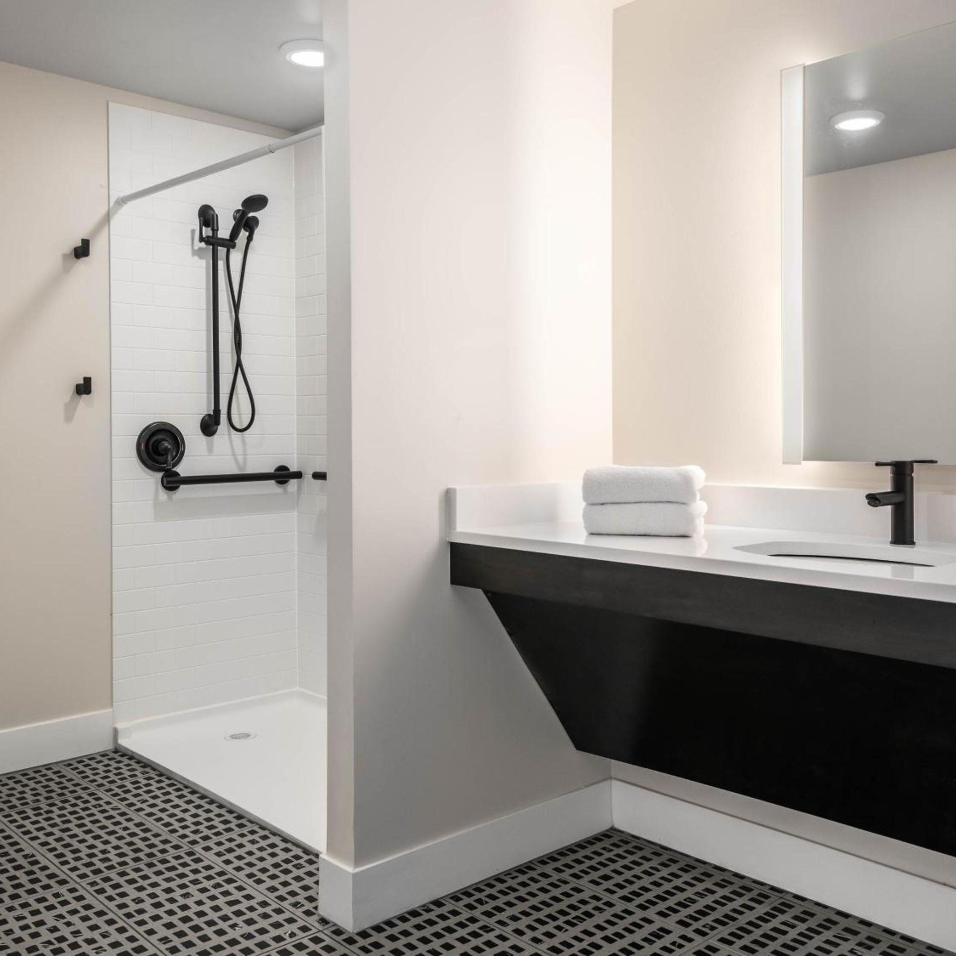 holiday inn express st louis central west end