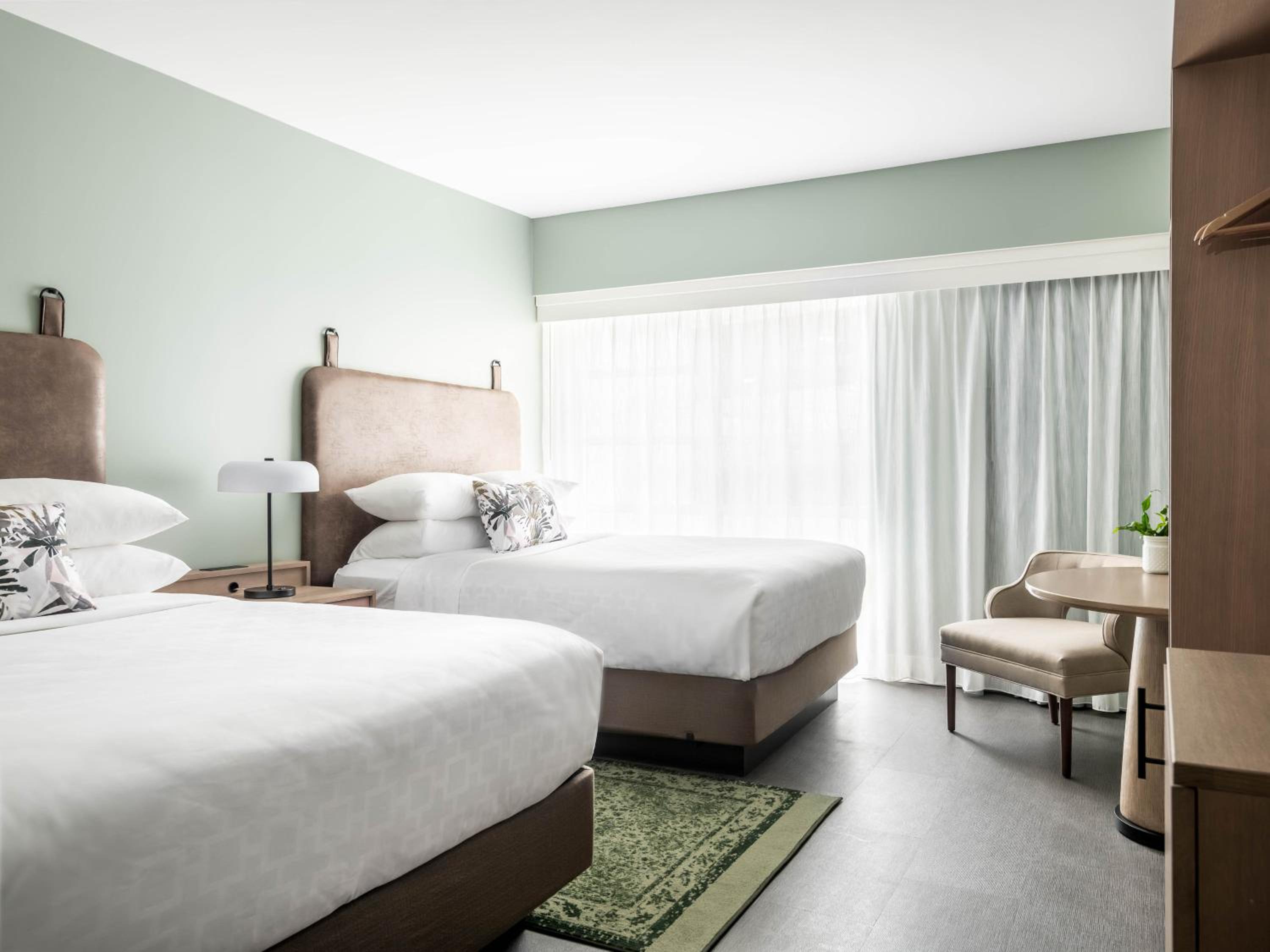 holiday inn express st louis central west end