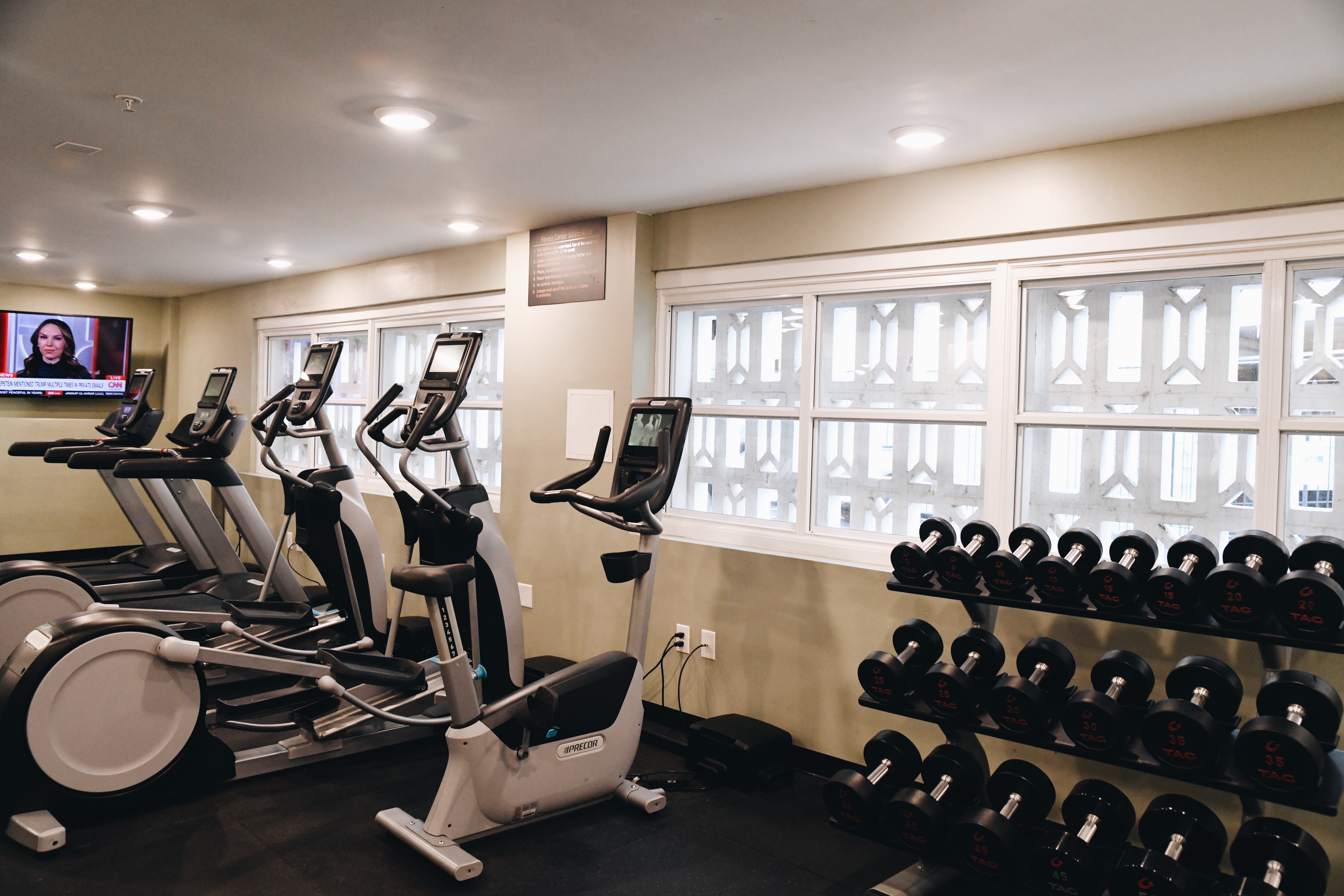holiday inn express st louis central west end