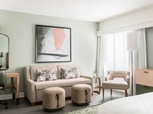 holiday inn express st louis central west end