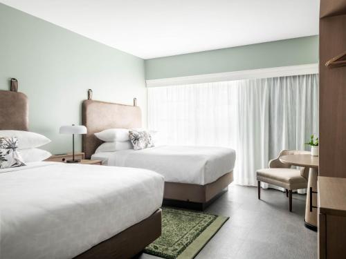 holiday inn express st louis central west end