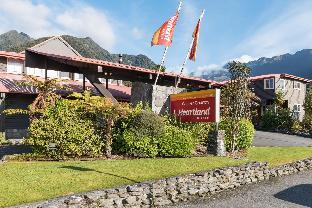 heartland hotel glacier country