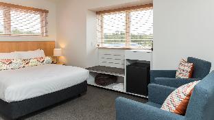 heartland hotel glacier country