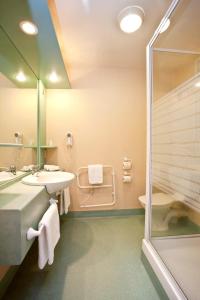distinction heritage gateway hotel