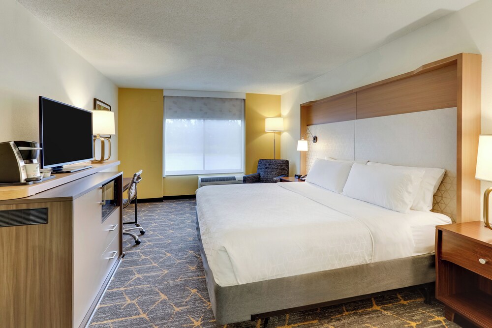 holiday inn staunton conference center by ihg