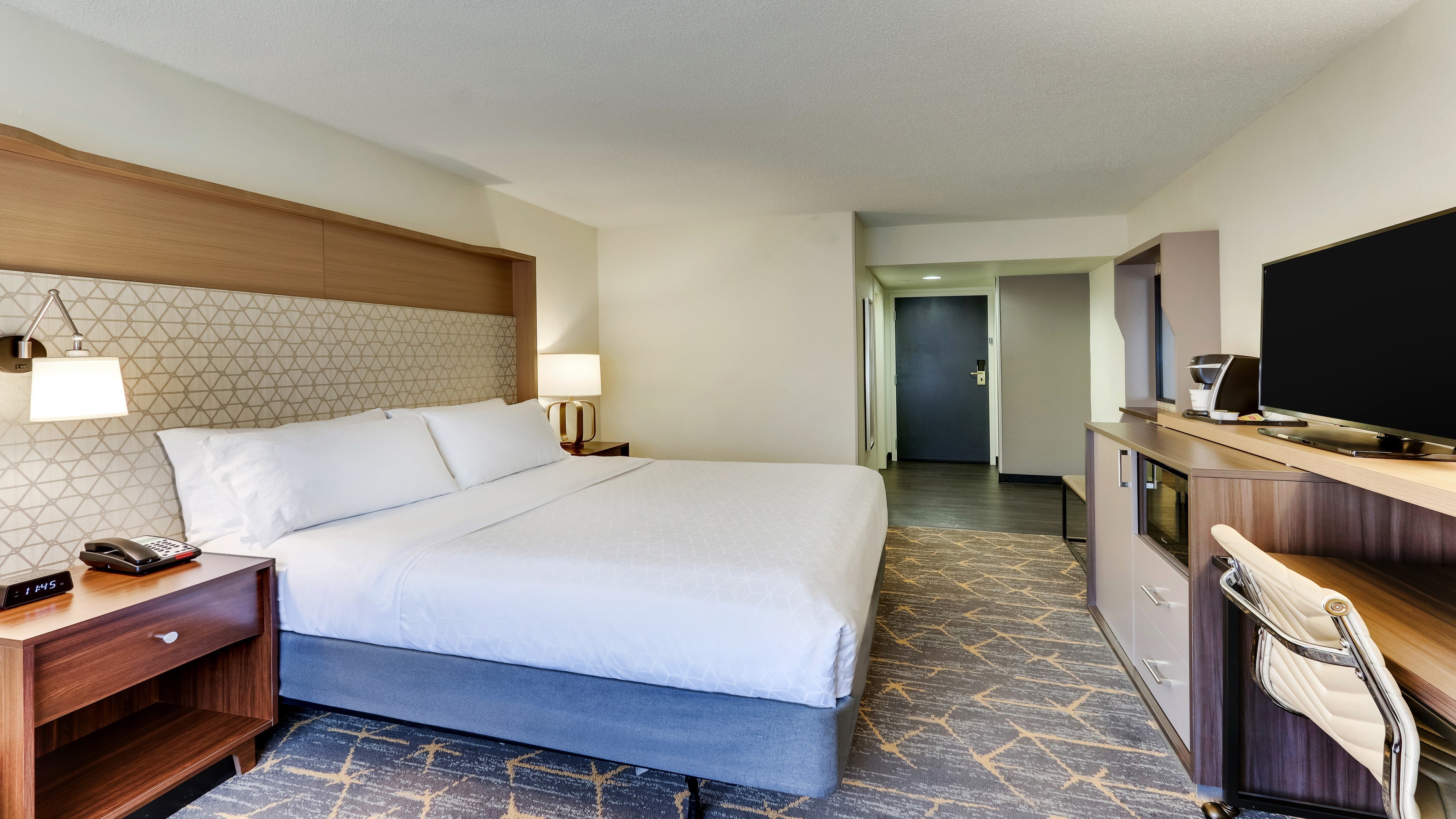 holiday inn staunton conference center by ihg