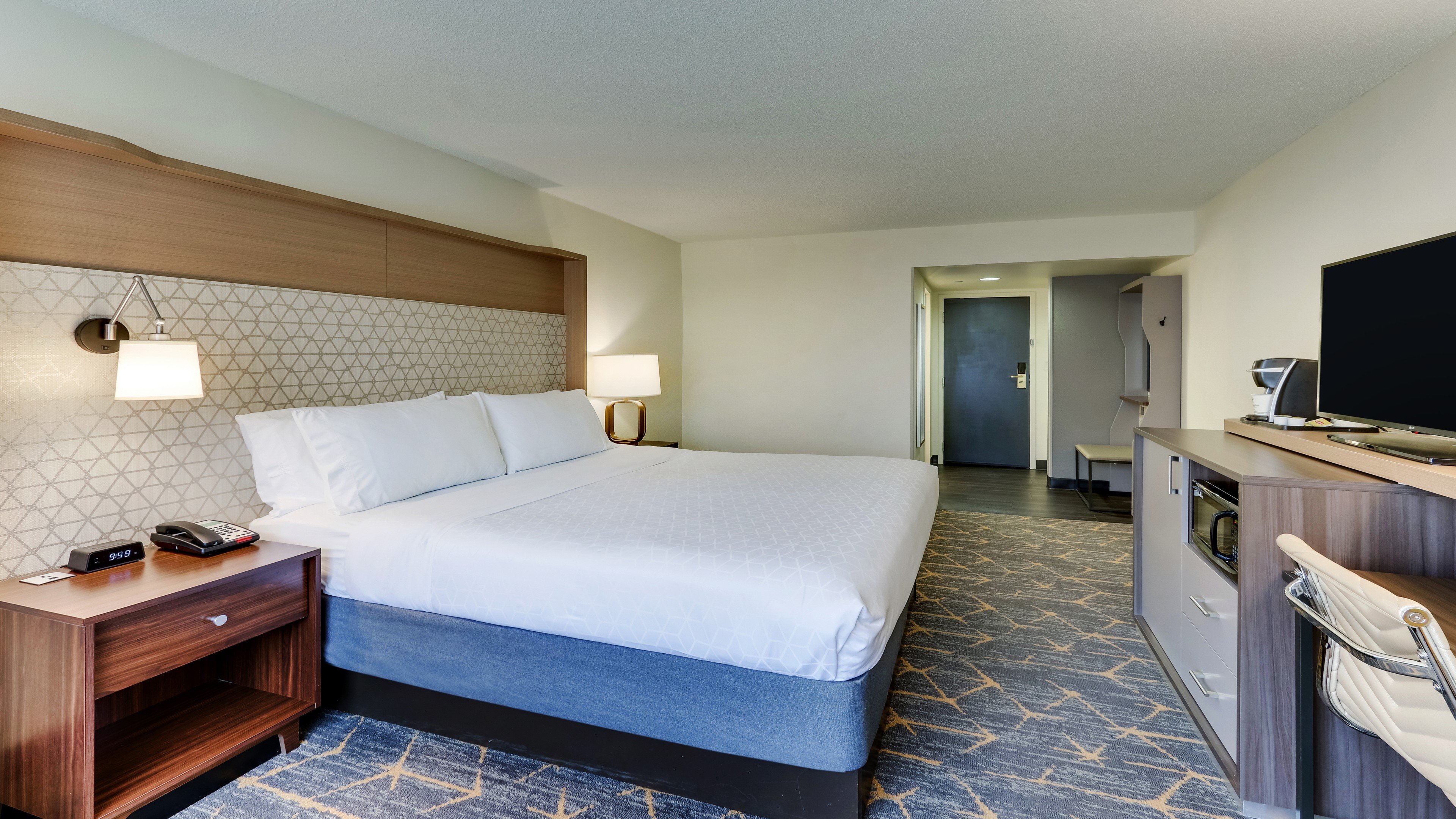 holiday inn staunton conference center by ihg