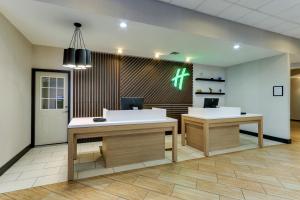 holiday inn staunton conference center by ihg