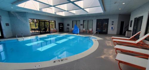 holiday inn staunton conference center by ihg