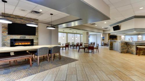 holiday inn staunton conference center by ihg