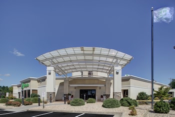 holiday inn staunton conference center by ihg