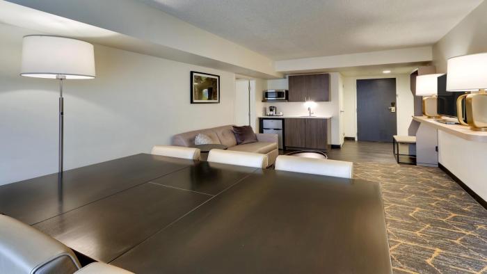 holiday inn staunton conference center by ihg