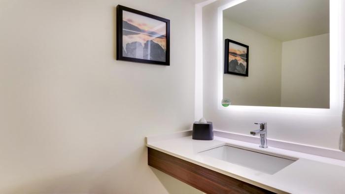 holiday inn staunton conference center by ihg