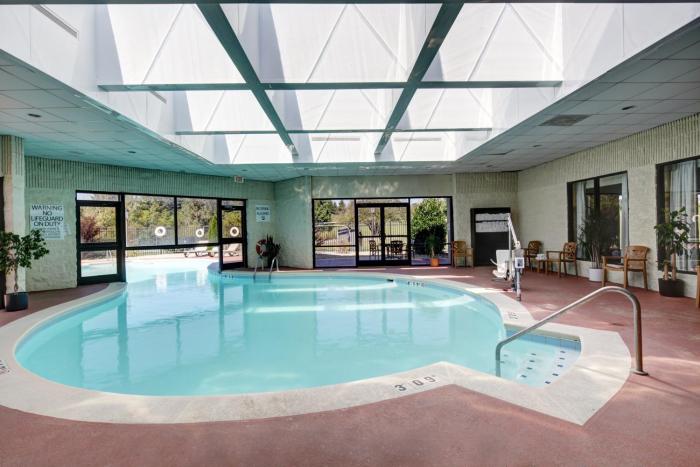 holiday inn staunton conference center by ihg
