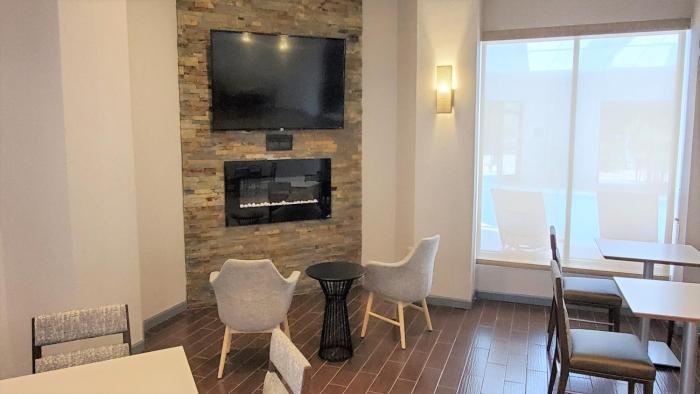holiday inn staunton conference center by ihg