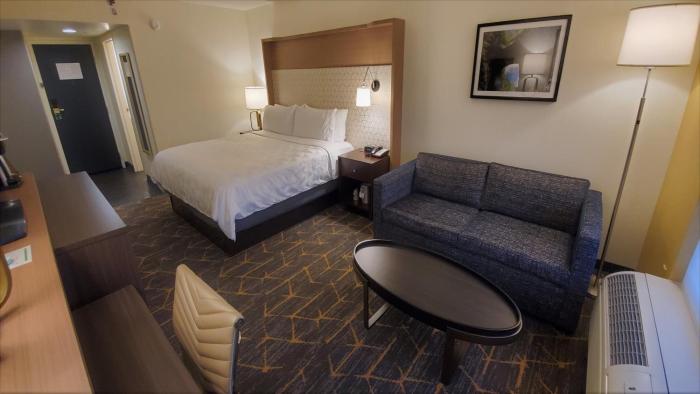 holiday inn staunton conference center by ihg
