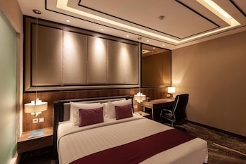 shakti hotel bandung