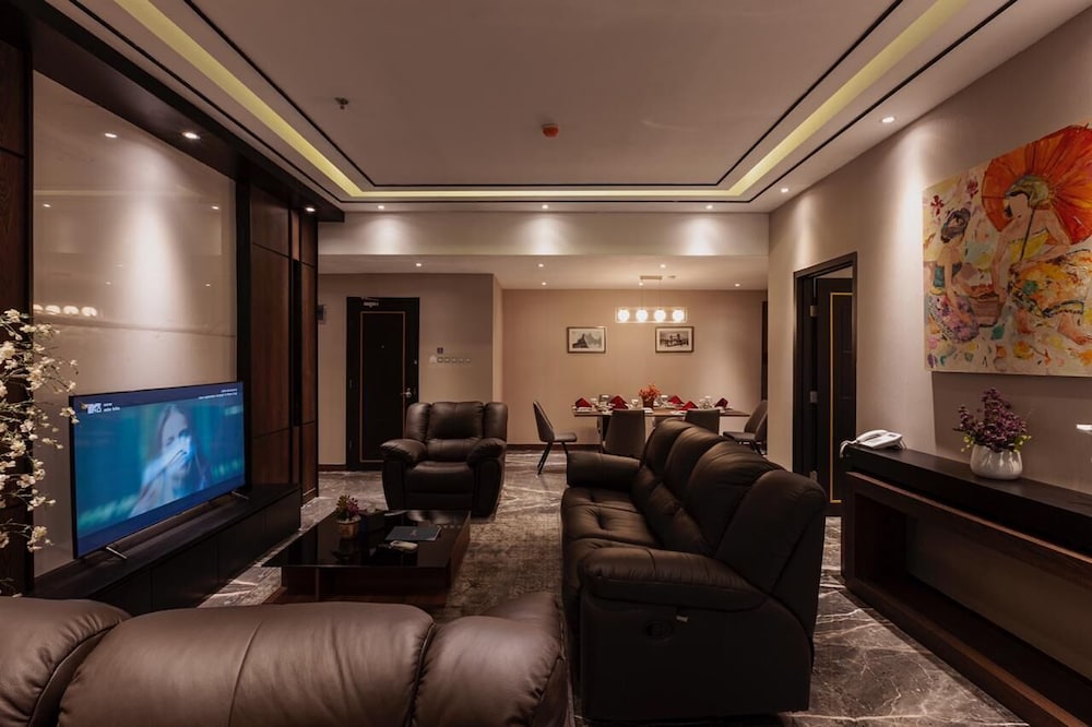 shakti hotel bandung