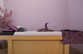 shakti hotel bandung