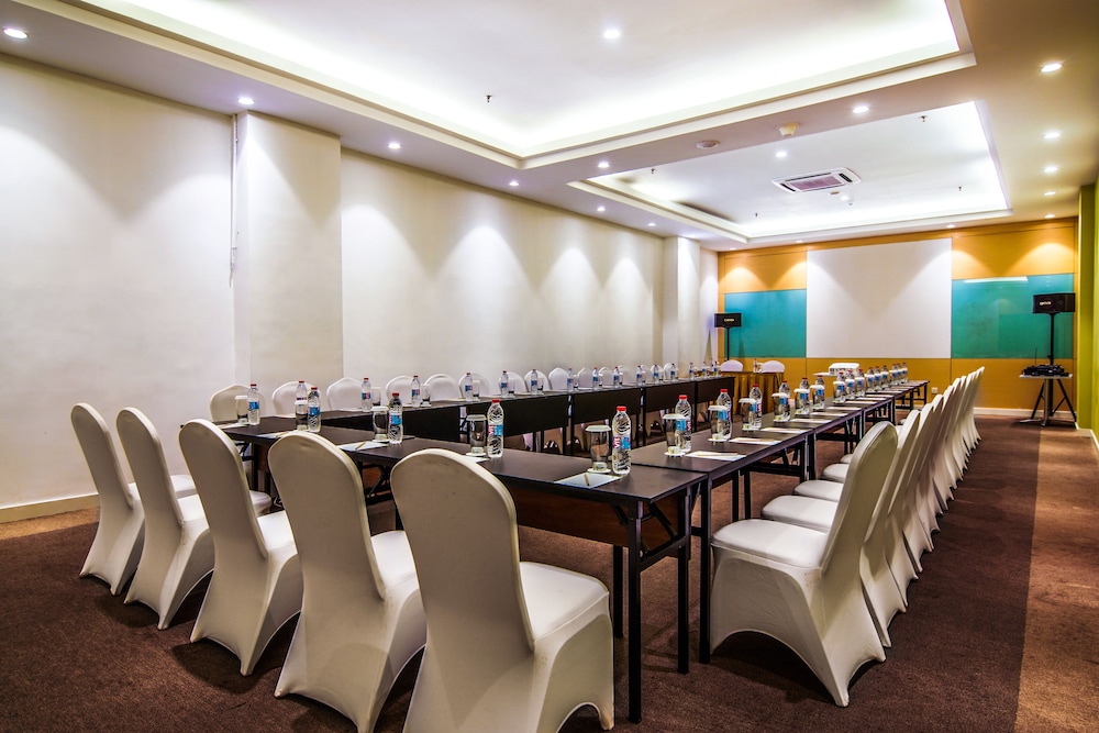 zest harbour bay batam by swiss belhotel international