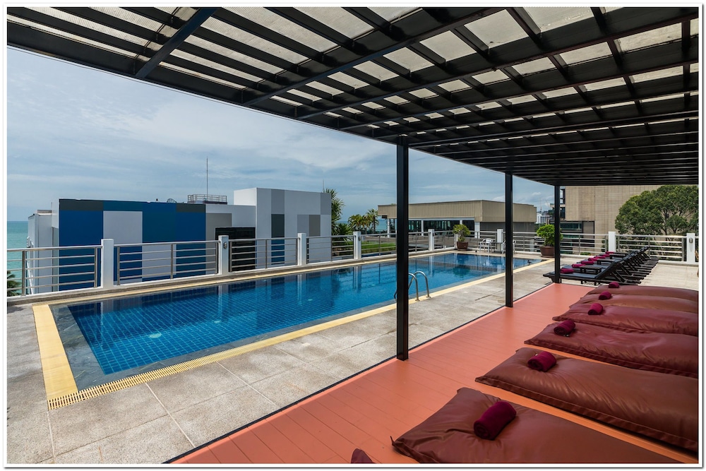 sea me spring tree hotel adults only