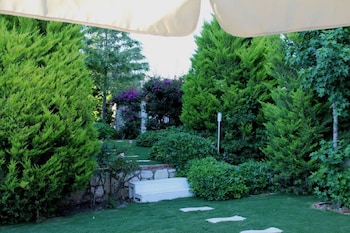 bizim ev hotel adults only