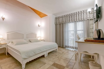 villa fora hotel