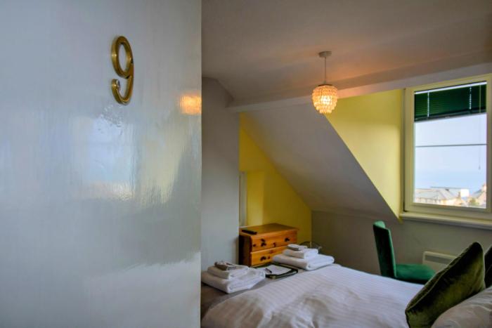 sinai house adults only
