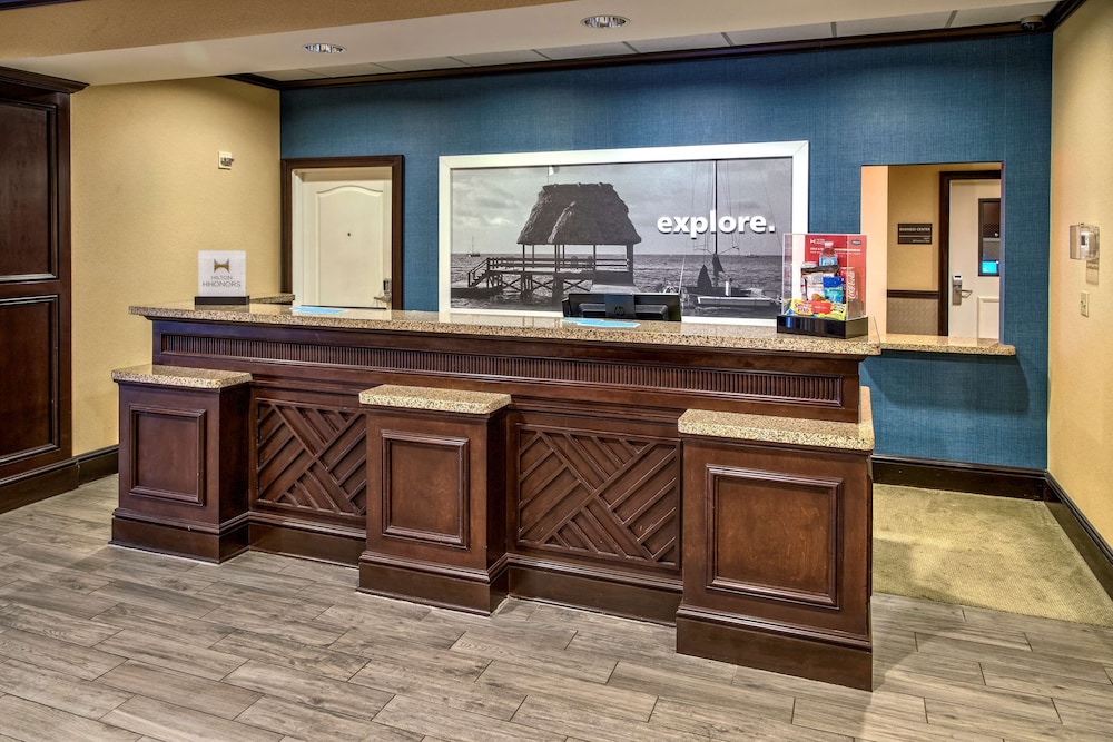 hampton inn and suites stuart north