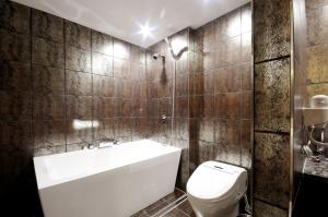 queens hotel seomyeon busan