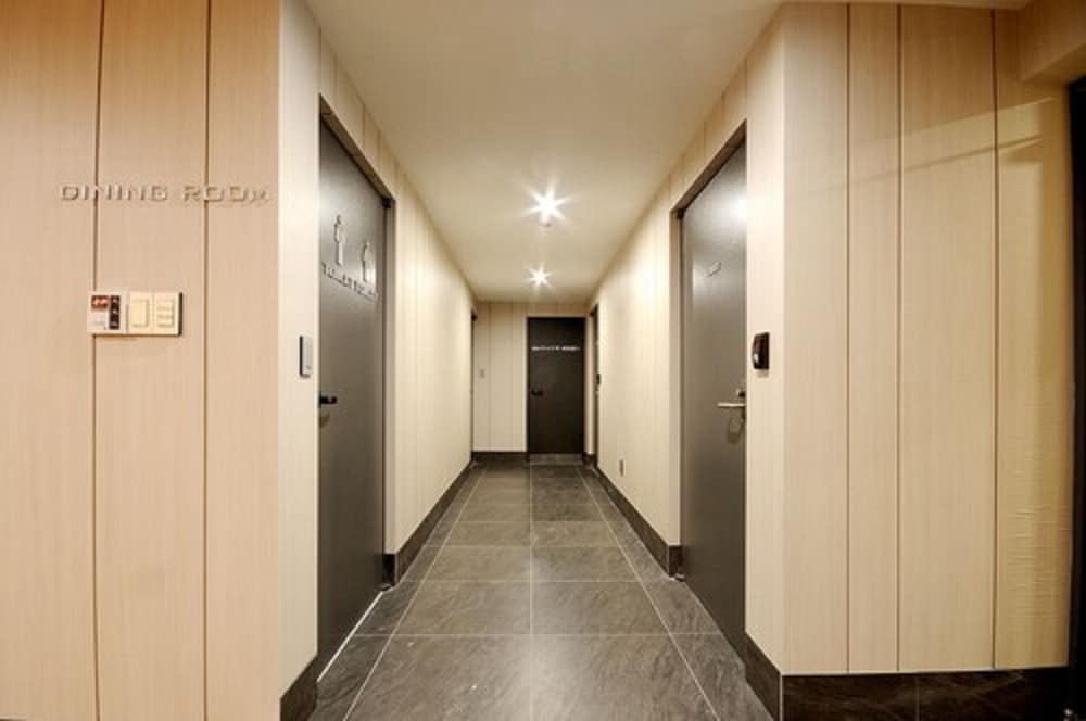 queens hotel seomyeon busan