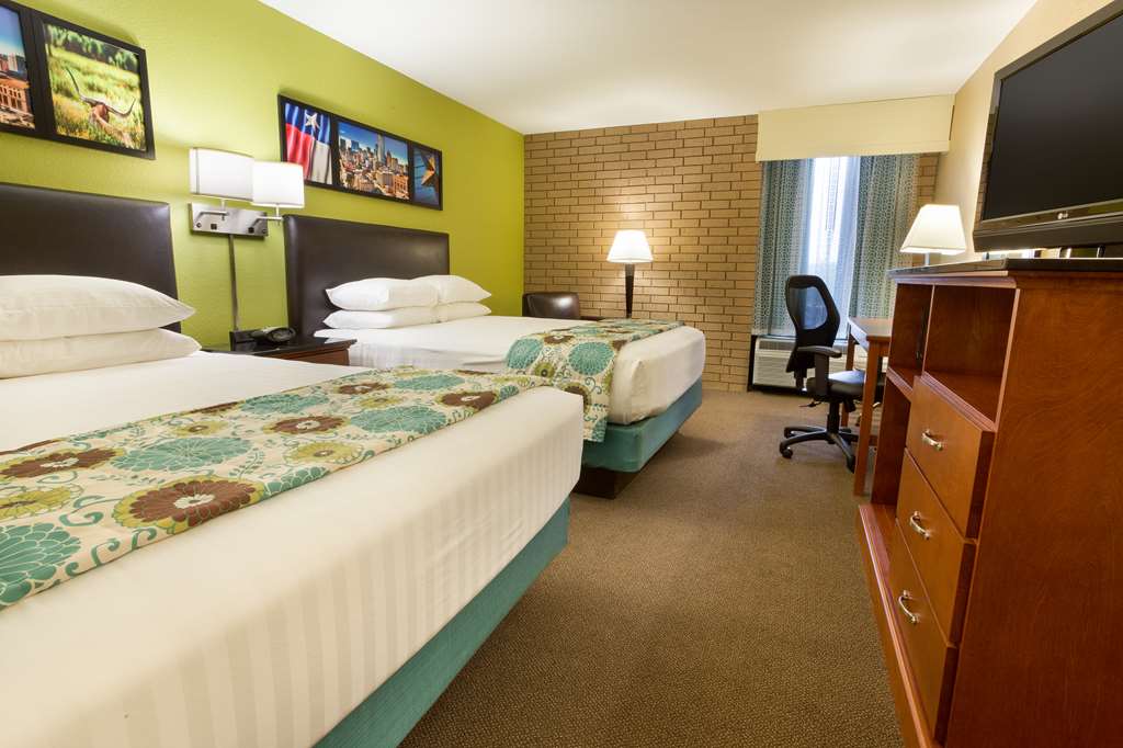 heritage inn suites houston sugar land trademark by wyndham