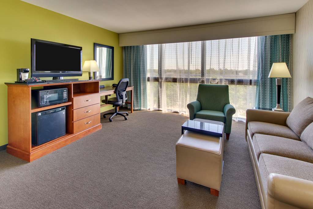 heritage inn suites houston sugar land trademark by wyndham