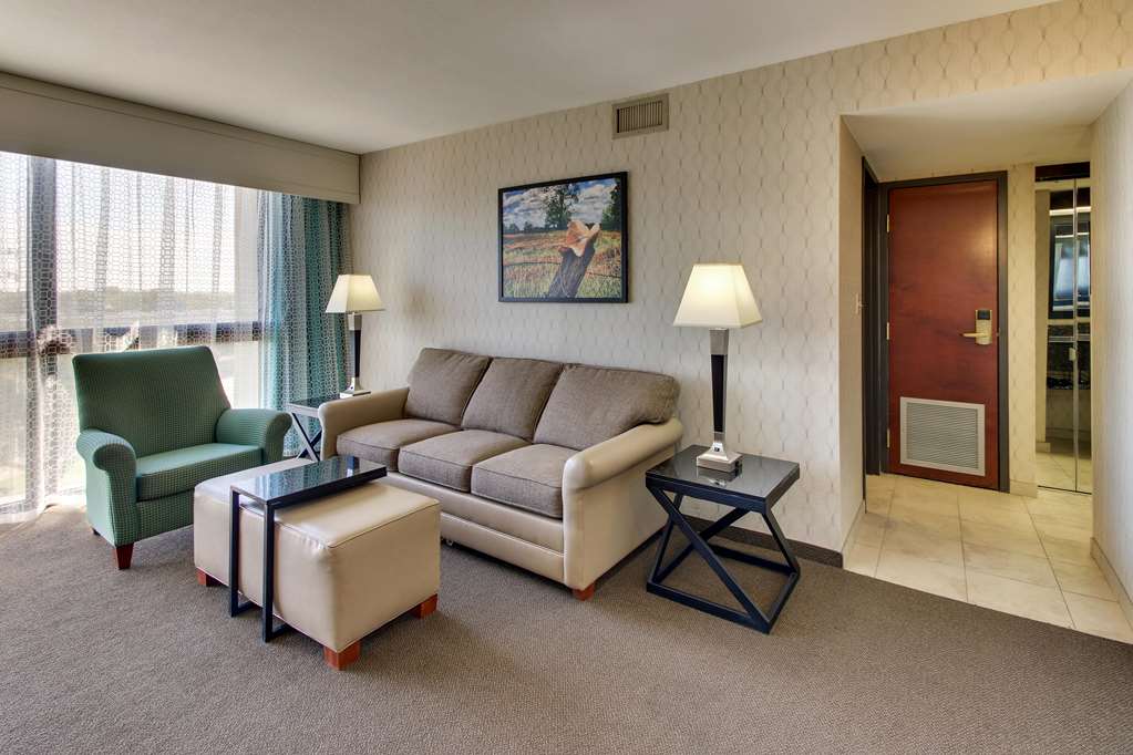 heritage inn suites houston sugar land trademark by wyndham