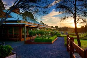 glen erin at lancefield vineyard retreat