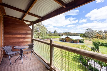 glen erin at lancefield vineyard retreat