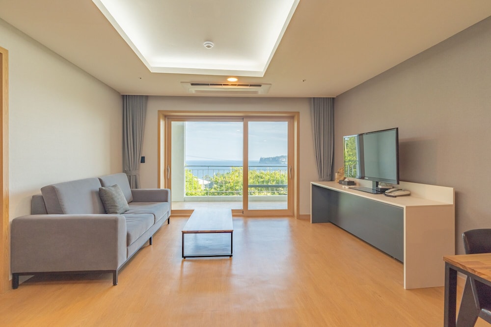 seaore resort