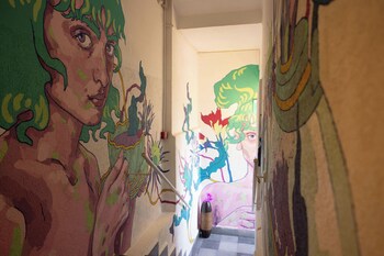 Loui Hotel,In Brooklyn (Bedford-Stuyvesant),3 star