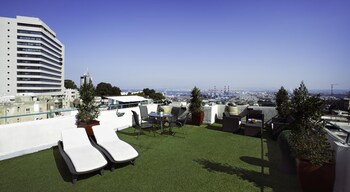 loui hotel