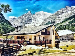 Shatush Hotel,Courmayeur>>Aosta,3 star