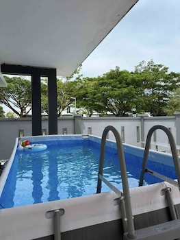 hom villa 16 25 pax