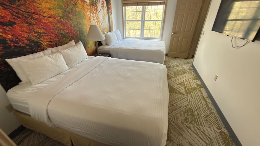 the willowbrook village at lake harmony a wyndham hotel
