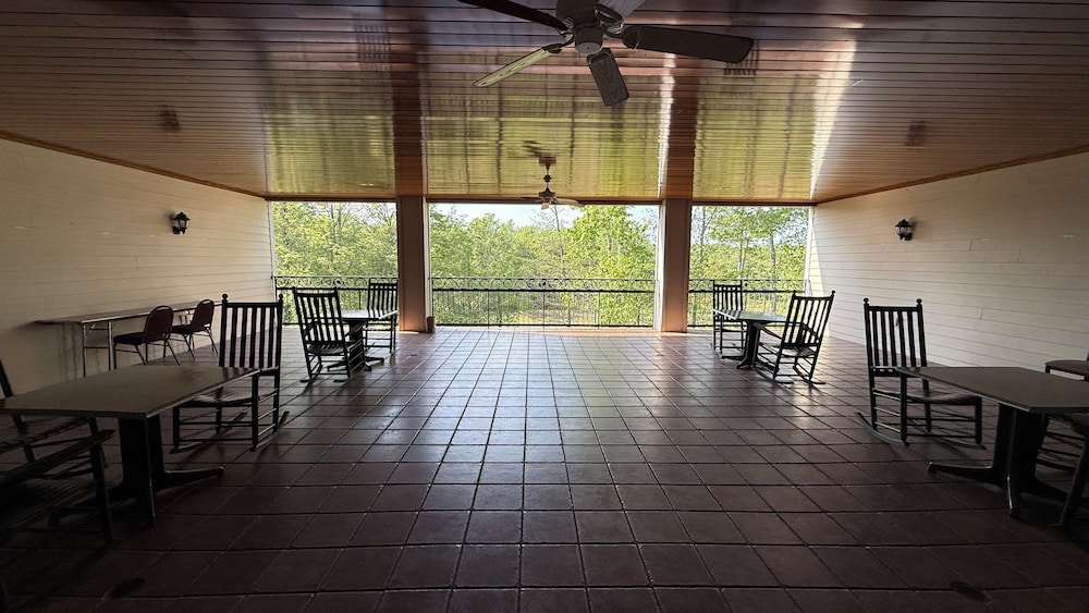 the willowbrook village at lake harmony a wyndham hotel