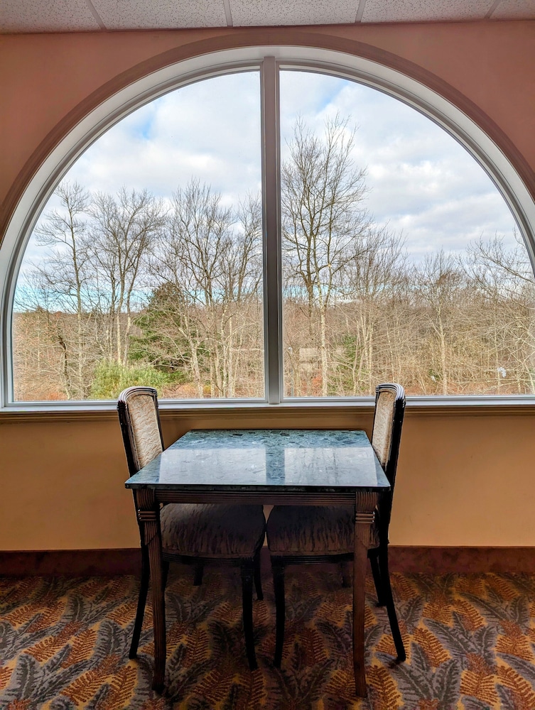 the willowbrook village at lake harmony a wyndham hotel