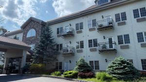 the willowbrook village at lake harmony a wyndham hotel