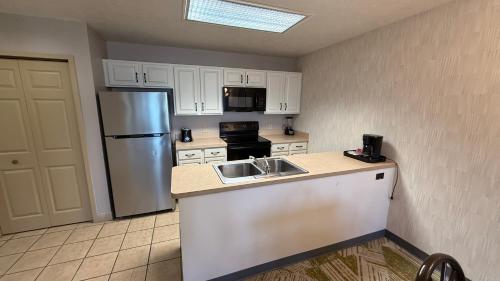 the willowbrook village at lake harmony a wyndham hotel